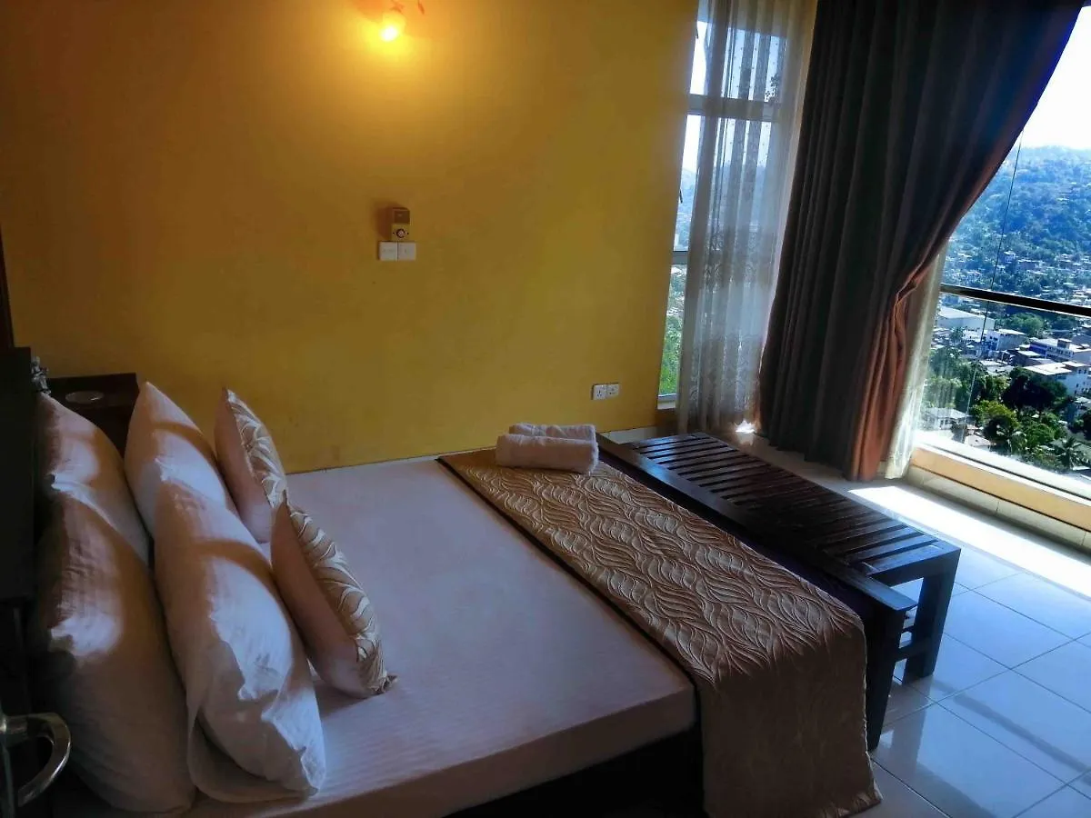 Sky Valley Hotel Kandy