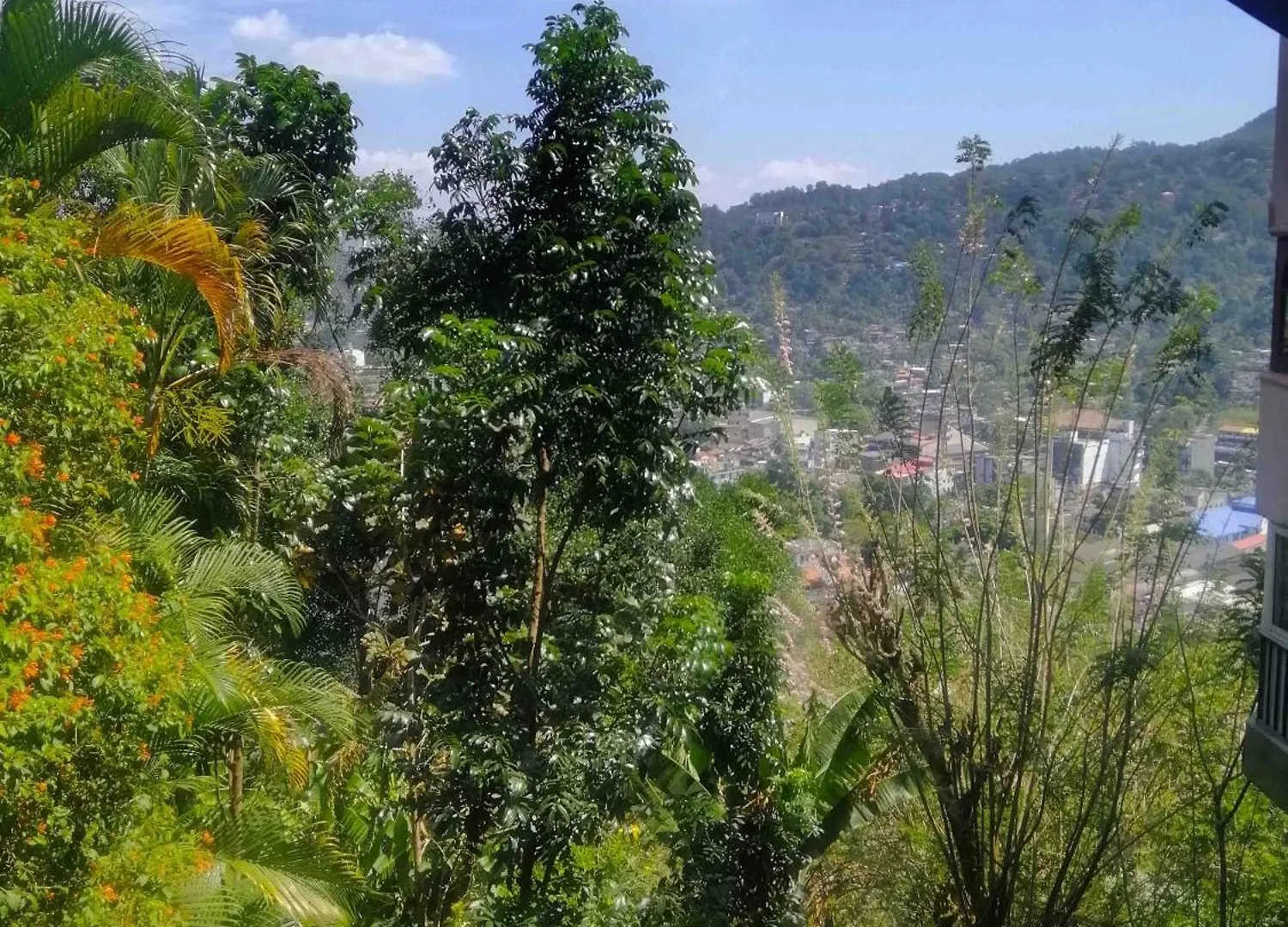 Hotel Sky Valley Kandy Sri Lanka